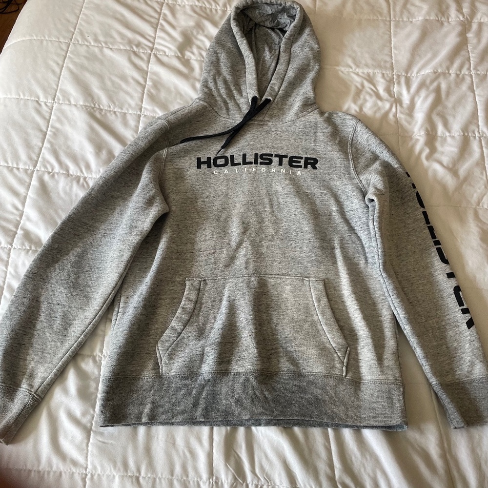 Hollister hoodie, heather gray, size medium